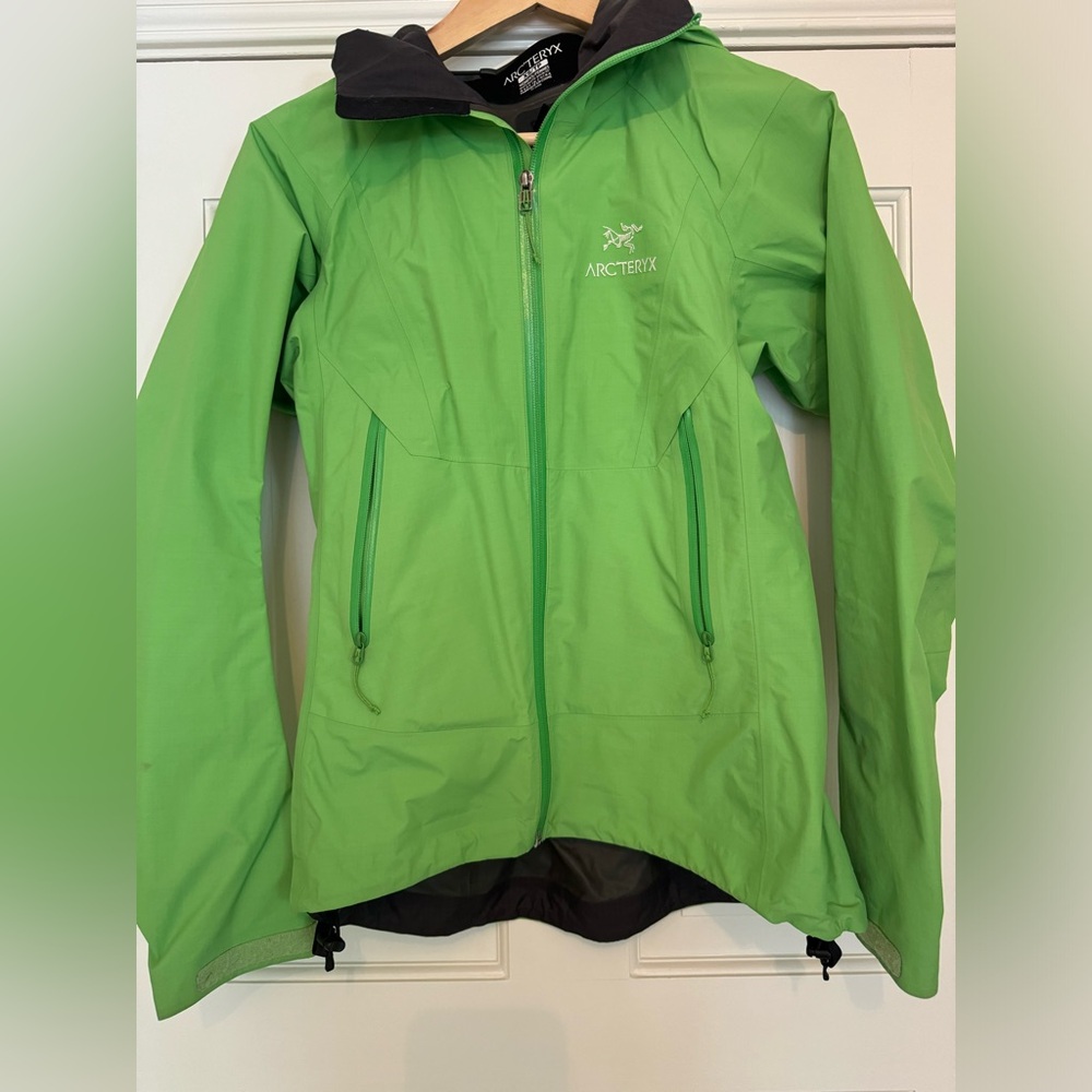 Arc’teryx Rain Coat